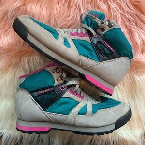 Women’s Coleman hiking boots green pink size 9